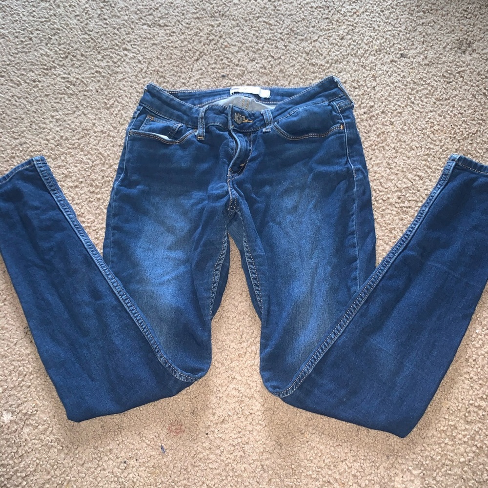 LEVI JEANS